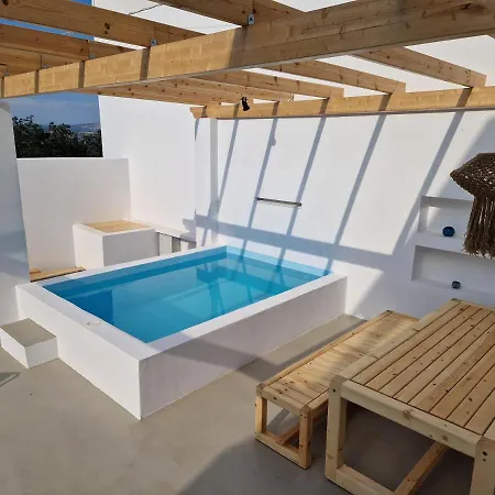 Polixeni Villa Gennadi