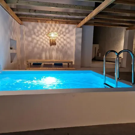 Polixeni ヴィラ ゲンナジー